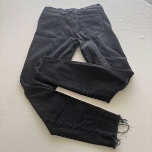 MOTHER Looker Ankle Fray guilty as sin Black Distressed Hem Skinny Jeans 29 EUC